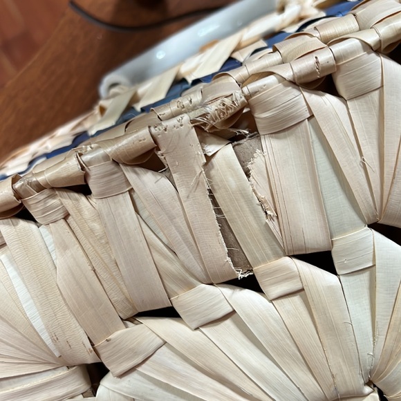 NWT 10,000 Villages Basket ceramic handles - Picture 5 of 8